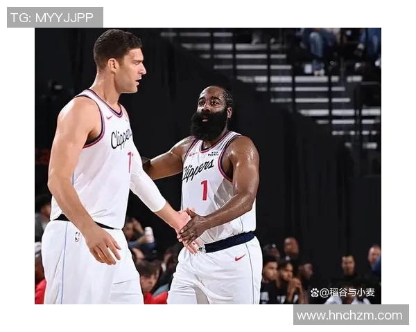 黄蜂队与快船的激烈对决谁能在NBA赛场上笑到最后